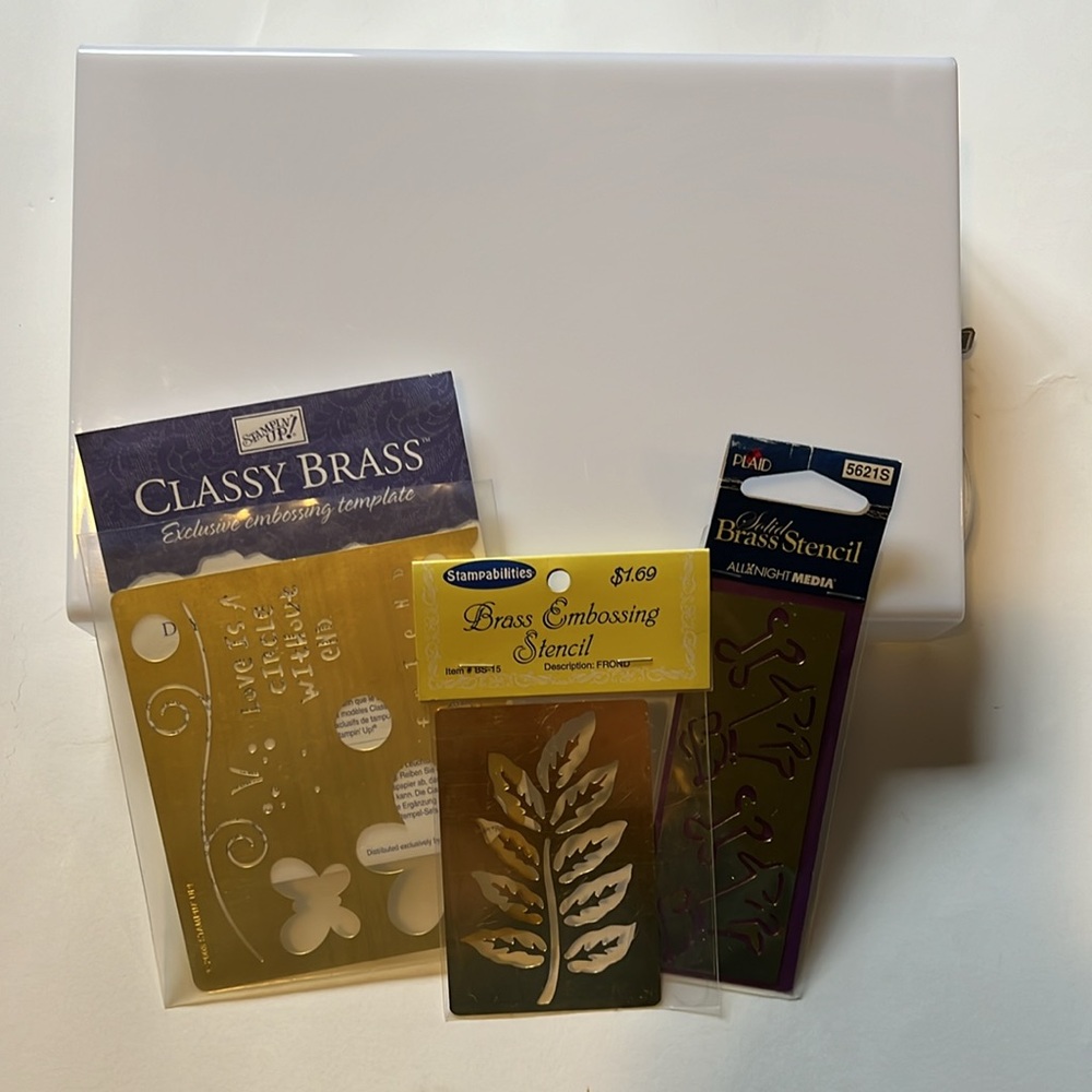 Dry Embossing table lamp + 3 brass stencils